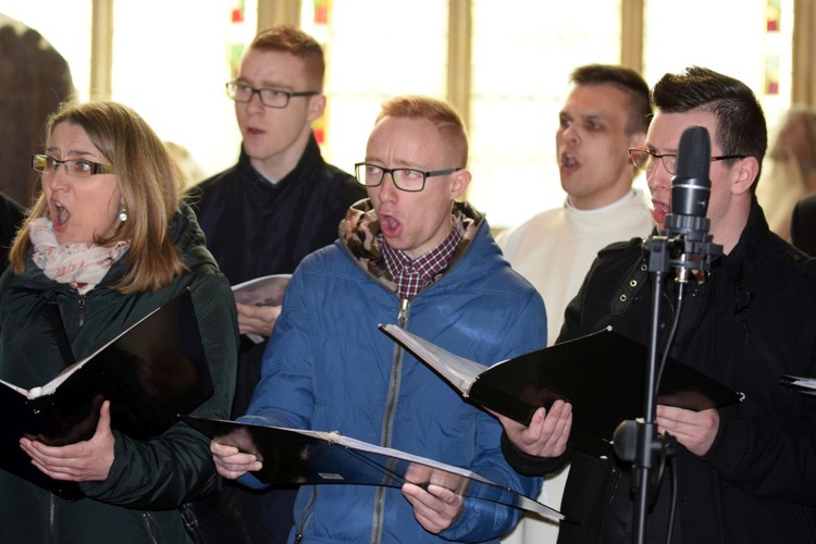 Wielki Piątek. Liturgia Męki Pańskiej w katedrze