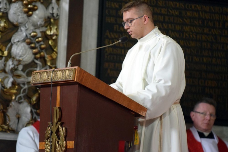 Wielki Piątek. Liturgia Męki Pańskiej w katedrze