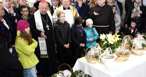 Poświęcenie pokarmów na Campus Misericordiae