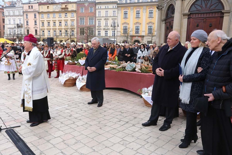 Święcenie pokarmów w Krakowie 2017, cz. 2