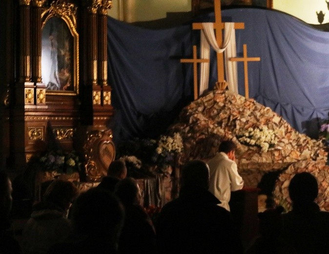 Ciemna Jutrznia w kościele św. Marii Magdaleny w Cieszynie