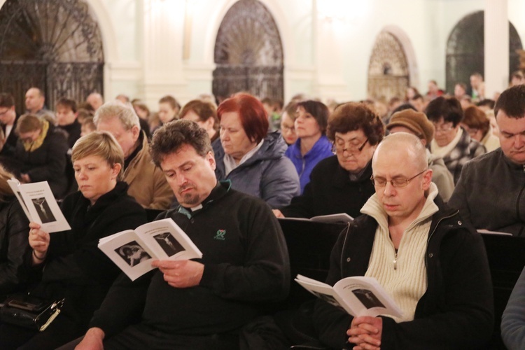 Ciemna Jutrznia w kościele św. Marii Magdaleny w Cieszynie