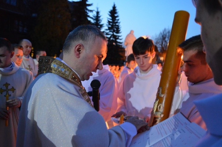 Liturgia Wielkiej Soboty w Nowym Targu - NSPJ