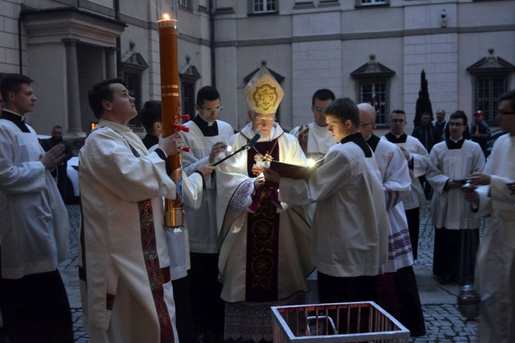 Wigilia Paschalna w katedrze