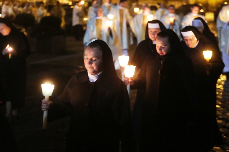 Wigilia Paschalna i rezurekcja w katedrze św. Mikołaja - 2017