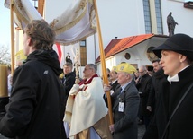 Msza św. rezurekcyjna na Natolinie