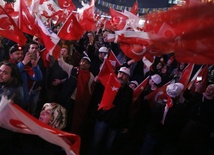 Turcja - zwycięstwo zwolenników zmiany ustroju
