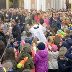 Dyngus w kolegiacie św. Bartłomieja w Opocznie