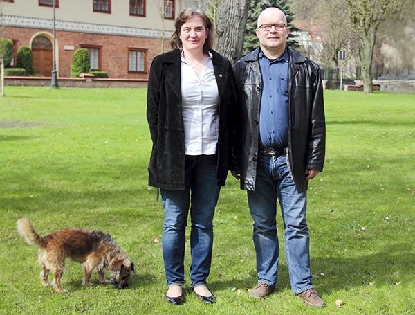 ▲	Anna i Andrzej Kołakowscy od wielu lat propagują pamięć o żołnierzach niezłomnych. Ich najnowszą inicjatywą jest projekt edukacyjny „Świadomi patrioci”.