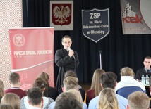 Trzeba sprawdzać źródło, nie opakowanie