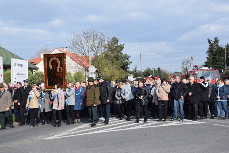 Powitanie ikony MB Częstochowskiej w Witoni