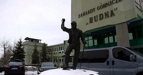 Biegli ustalą, skąd podejrzane substancje w ciałach górników