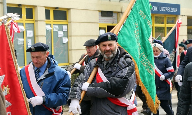 Nic chodzi o współczucie, lecz o pamięć