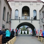 Pielgrzymka bierzmowanych do skarżyskiej Ostrej Bramy