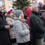 Koronka do Bożego Miłosierdzia na rynku w Koszalinie