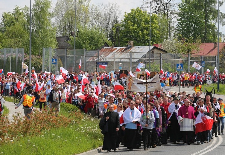 Pielgrzymi bielsko-żywieccy w Łagiewnikach