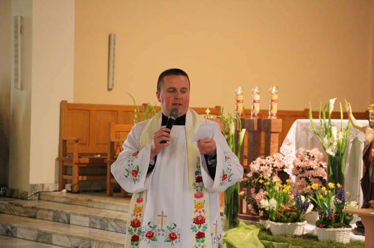 Wieczór uwielbienia Bożego miłosierdzia w Łowiczu
