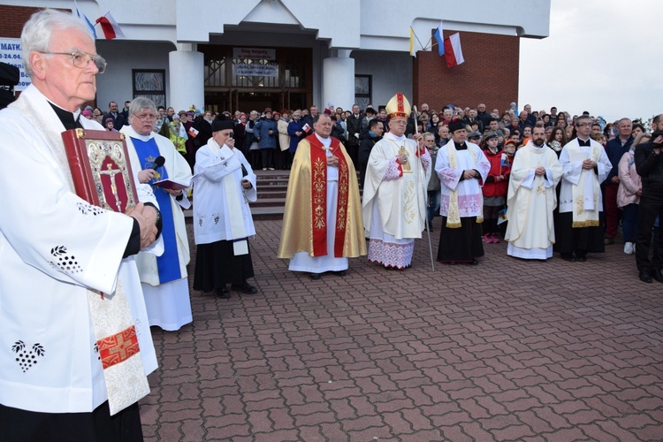 Powitanie ikony MB Częstochowskiej w Kutnie-Dybowie