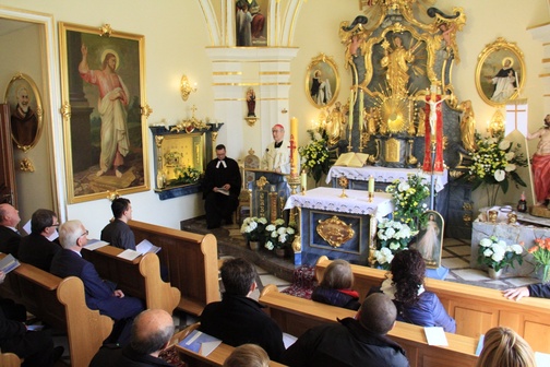 Zamykanie oczu na biedę świata jest dogłębnie niechrześcijańskie