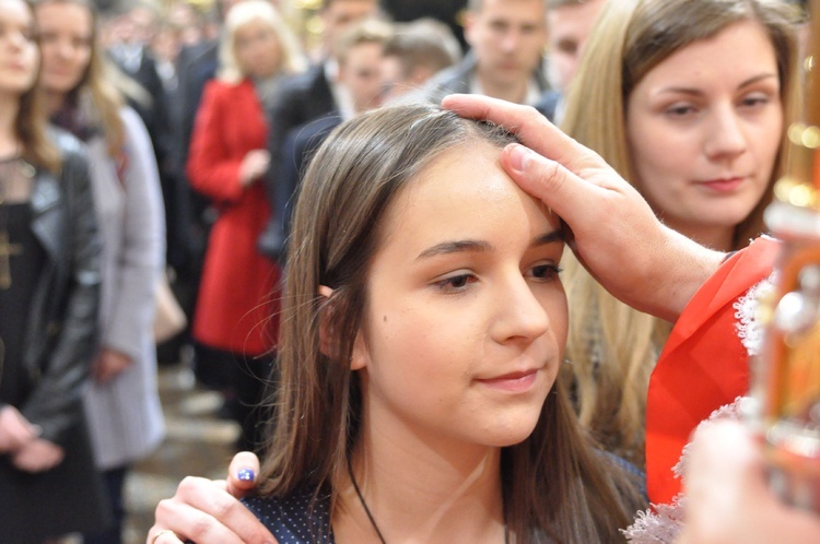 Bierzmowanie w bazylice św. Mikołaja w Bochni