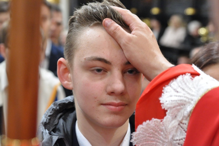 Bierzmowanie w bazylice św. Mikołaja w Bochni