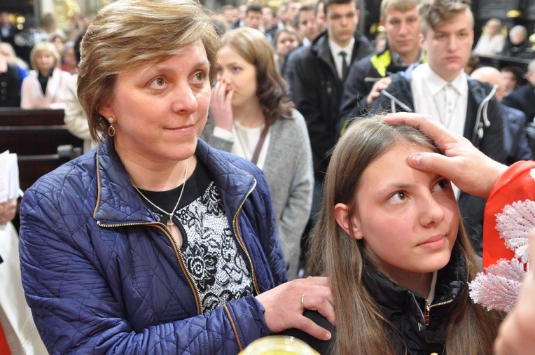 Bierzmowanie w bazylice św. Mikołaja w Bochni