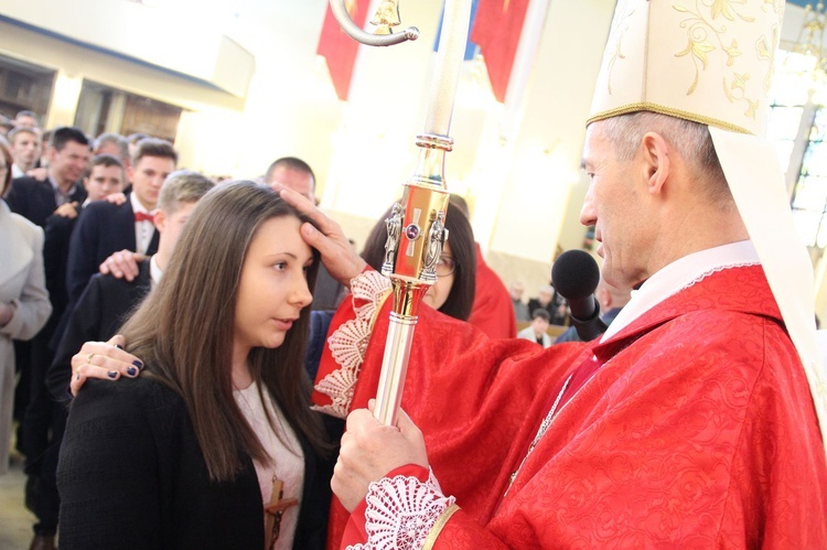 Bierzmowanie w sądeckiej Helenie