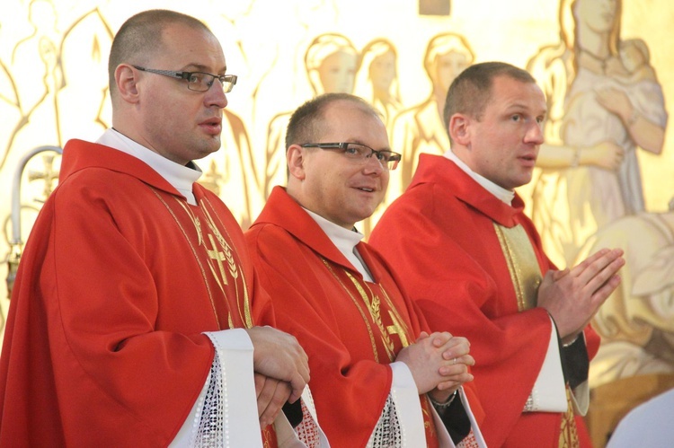 Bierzmowanie w sądeckiej Helenie