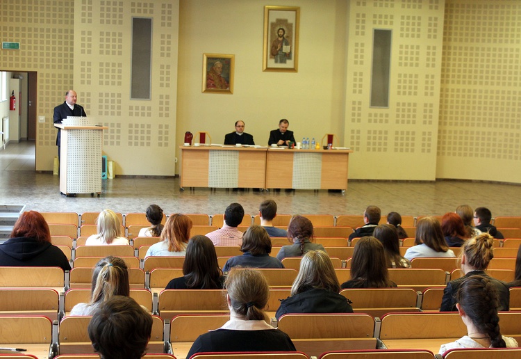 Konkurs biblijny - część pisemna