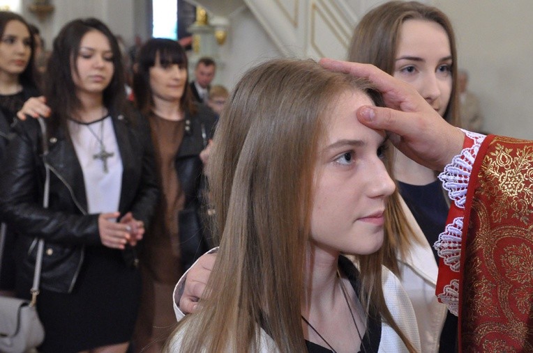 Bierzmowanie w Rzezawie