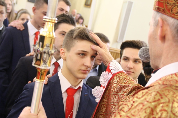 Bierzmowanie w Marcinkowicach