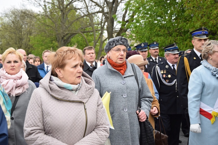 Powitanie ikony MB Częstochowskiej w parafii św. Jadwigi w Kutnie