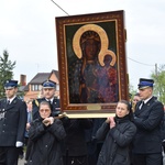 Powitanie ikony MB Częstochowskiej w parafii św. Jadwigi w Kutnie