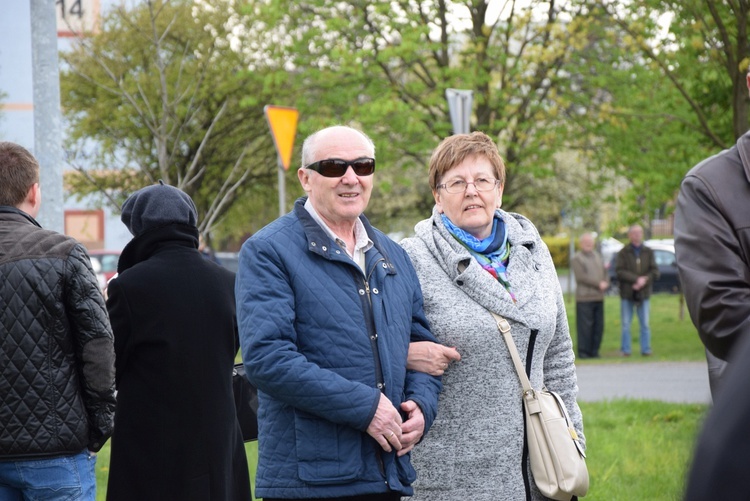 Powitanie ikony MB Częstochowskiej w parafii św. Jadwigi w Kutnie