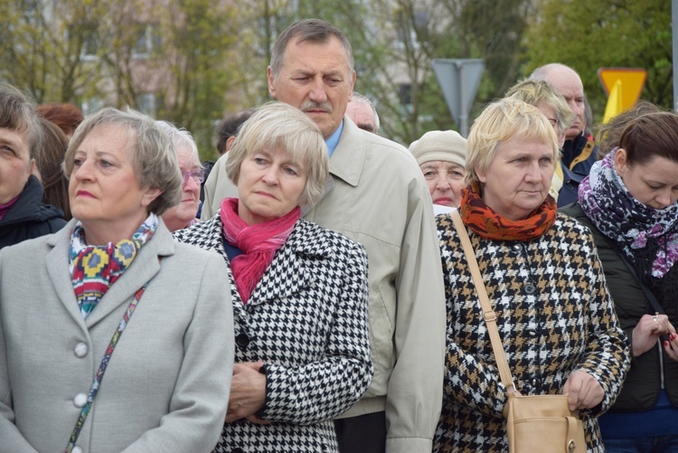 Powitanie ikony MB Częstochowskiej w parafii św. Jadwigi w Kutnie