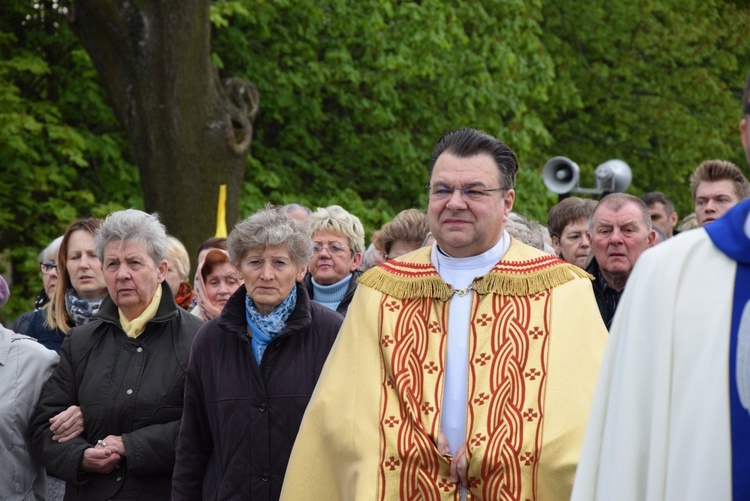 Powitanie ikony MB Częstochowskiej w parafii św. Jadwigi w Kutnie