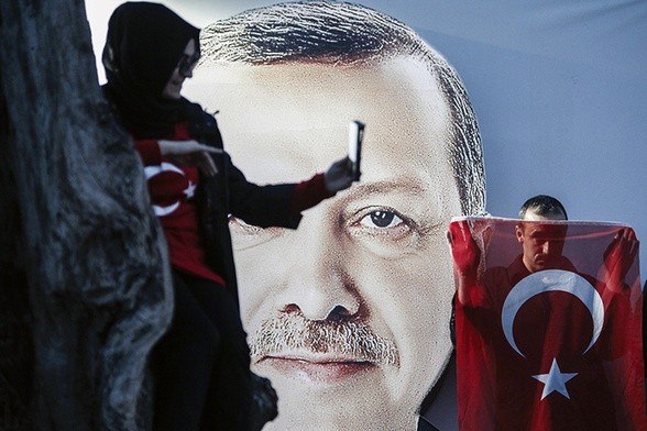 Po zwycięstwie w referendum Recep Erdoğan będzie mógł rządzić Turcją co najmniej przez 12 lat.