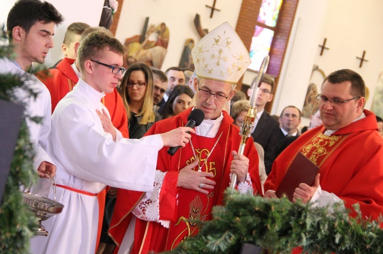 Poświęcenie dzownów w Świniarsku