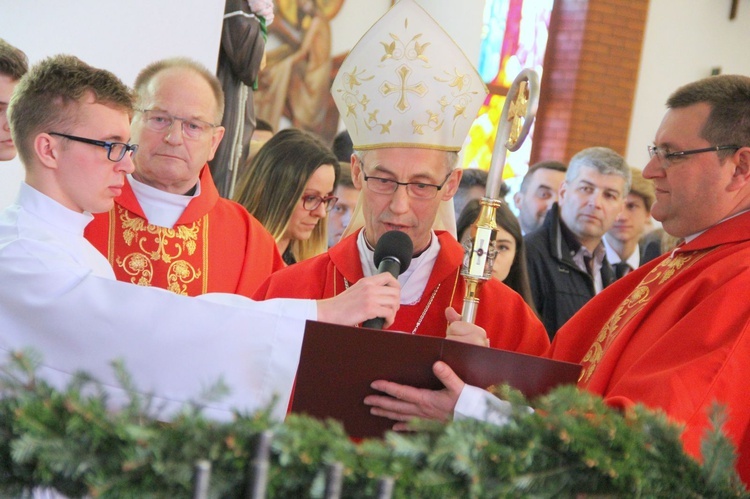 Poświęcenie dzownów w Świniarsku