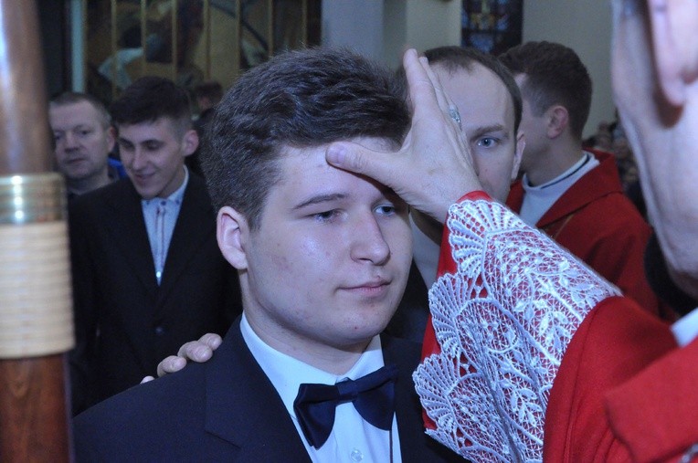 Bierzmowanie w kościele pw. św. Pawła w Bochni