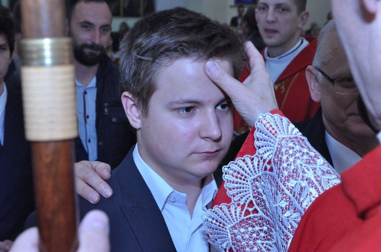 Bierzmowanie w kościele pw. św. Pawła w Bochni