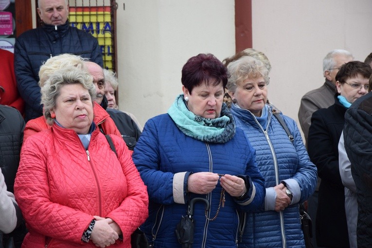 Powitanie ikony MB Częstochowskiej w parafii Błogosławionych Męczenników Kutnowskich