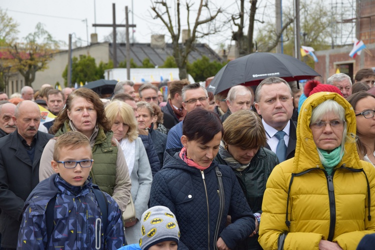 Powitanie ikony MB Częstochowskiej w parafii Błogosławionych Męczenników Kutnowskich