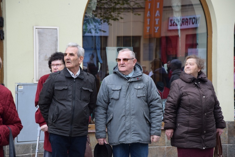 Powitanie ikony MB Częstochowskiej w parafii św. Wawrzyńca w Kutnie