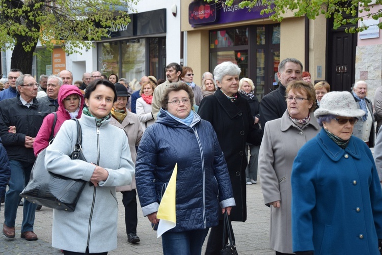 Powitanie ikony MB Częstochowskiej w parafii św. Wawrzyńca w Kutnie