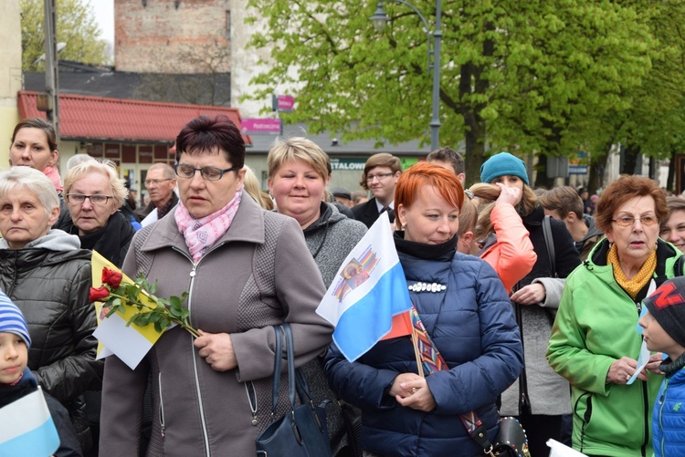 Powitanie ikony MB Częstochowskiej w parafii św. Wawrzyńca w Kutnie