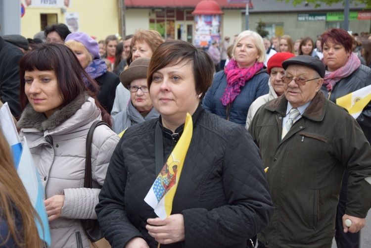 Powitanie ikony MB Częstochowskiej w parafii św. Wawrzyńca w Kutnie