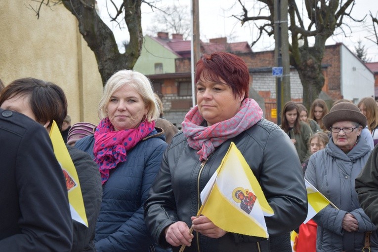 Powitanie ikony MB Częstochowskiej w parafii św. Wawrzyńca w Kutnie