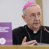 Abp Gądecki: Ojczyzna nie może cieszyć się bałwochwalczą miłością