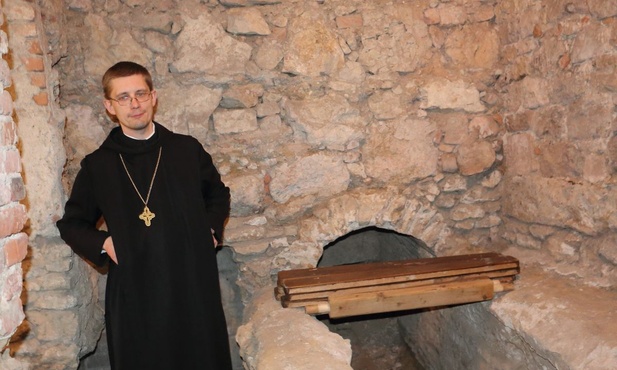 Muzeum w średniowiecznych piwnicach